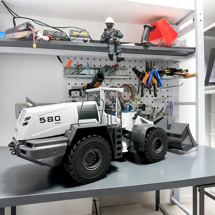 Gambar Loader Operating Remote RC Loader 580 1/14 Hydraulic RC Loader Metal Model RTR Radio Remote C ...